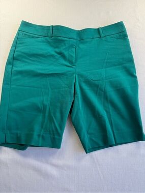 White House‎ Black Market Women's Teal Bermuda Stretch Shorts Flat Front Size 12